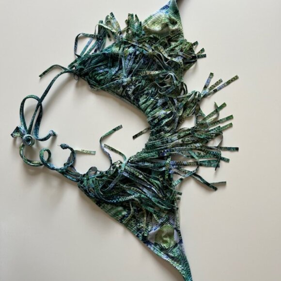 L*Space Audrey Fringe Halter GREEN SNAKE D Cup / Large - Picture 2 of 2